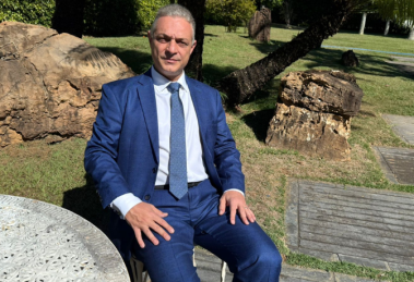 Leonardo Manzan analisa que o novo IVA pode afetar contratos de longo prazo e gerar litígios se não forem revisados.