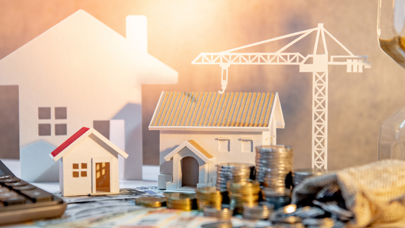 Alex Nabuco dos Santos compara oportunidades entre o mercado imobiliário e a renda fixa para orientar decisões seguras.