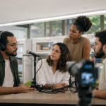 Pesquisadores participam de atividade de comunicação científica em ambiente universitário no Maranhão